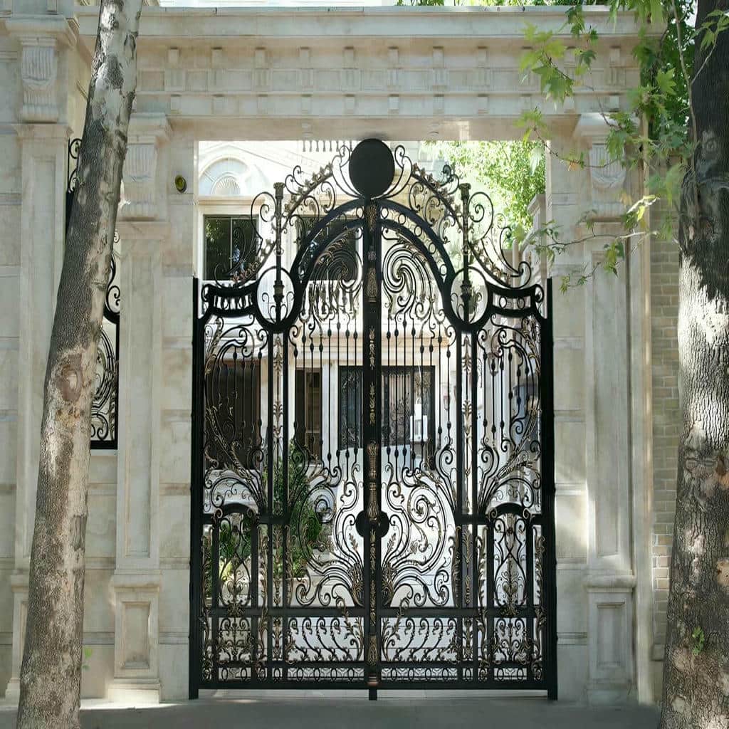 نصب درب پارکینگ فلزی حیاط باغ در رفسنجان