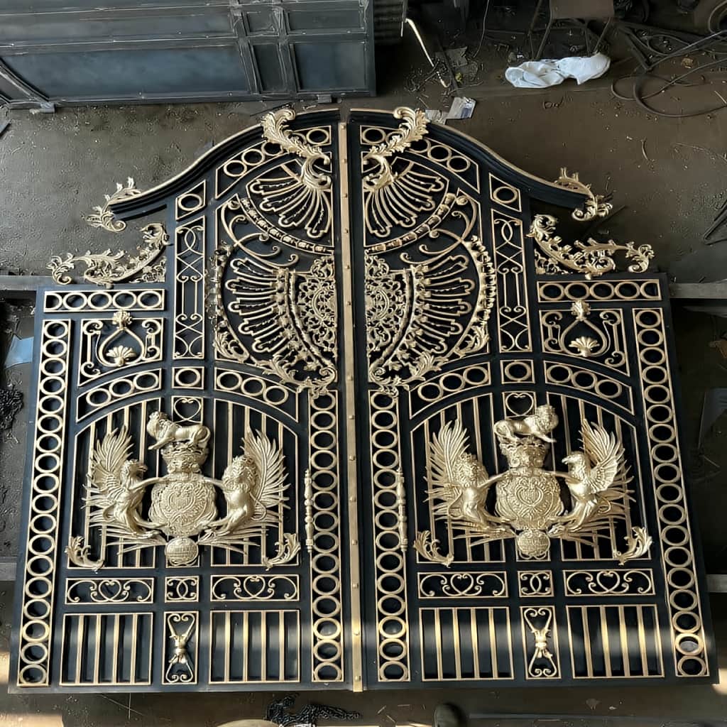 درب پارکینگ فلزی حیاط در شهریار