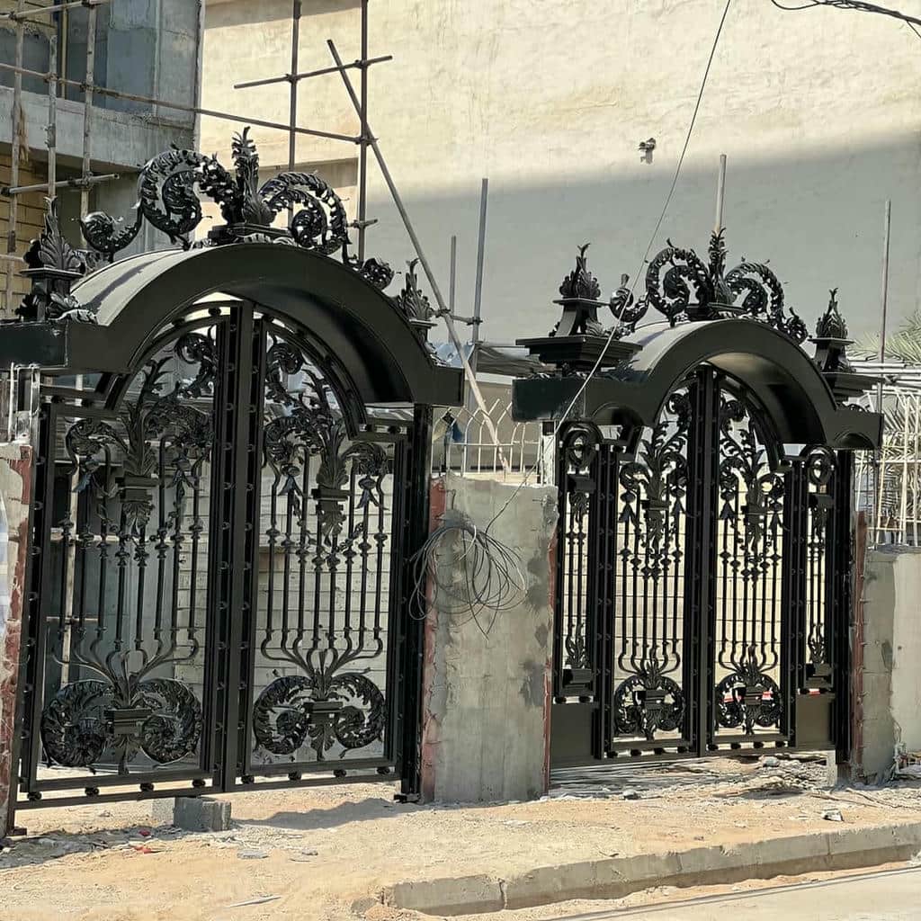 کارخانه درب پارکینگ فلزی حیاط آهنی در رشت