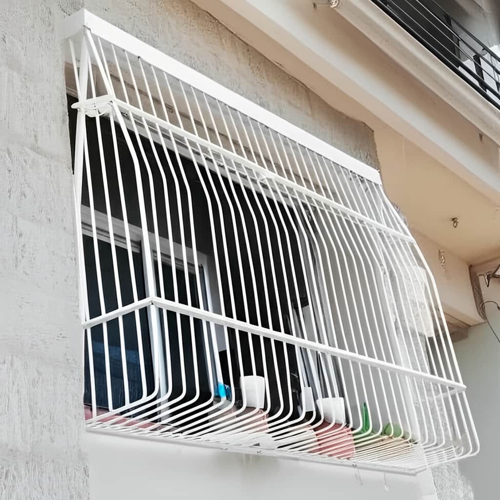 حفاظ پنجره فلزی با نصب تراز روی قاب