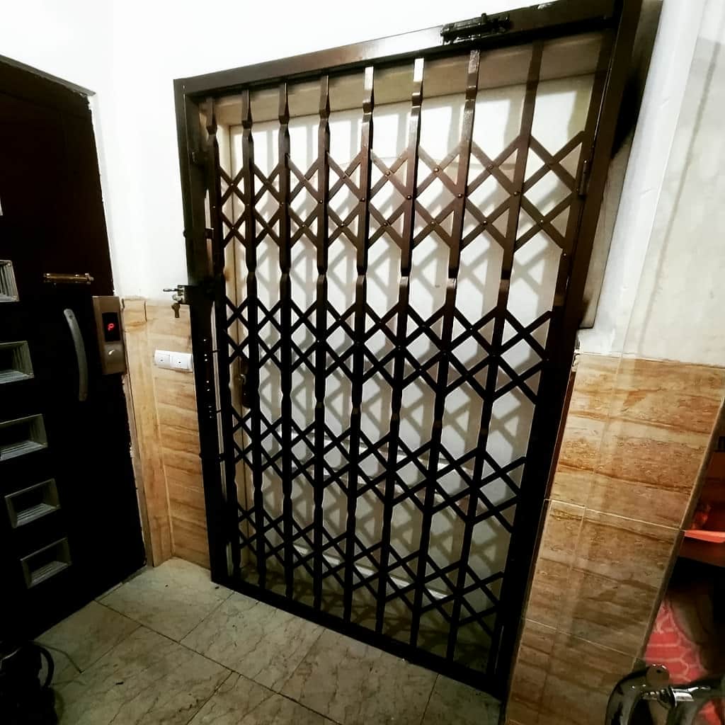 تولید درب آکاردئونی چهار گل لوزی با ریل مقاوم