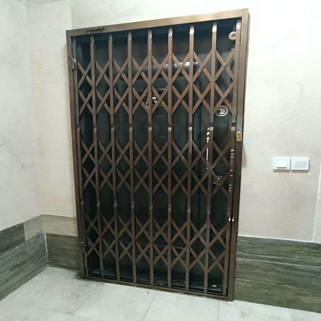 انتخاب مدل یک لنگه درب حفاظ فلزی ورودی واحد