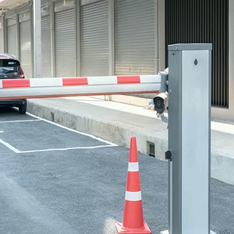 11 مدل راهبند زنجیری محوطه باز