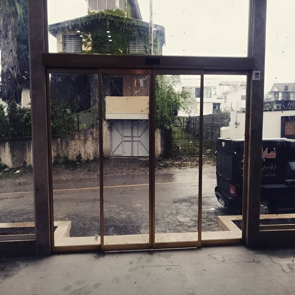 خرید درب اتوماتیک اداری با کارتخوان مجاورتی