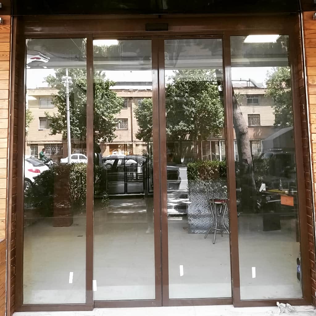 12 طرح درب اتوماتیک شیشه ای پرتردد مجتمع