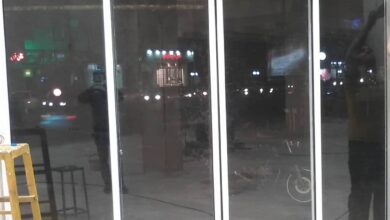 12 مدل درب اتوماتیک شیشه ای لولایی سنسوردار