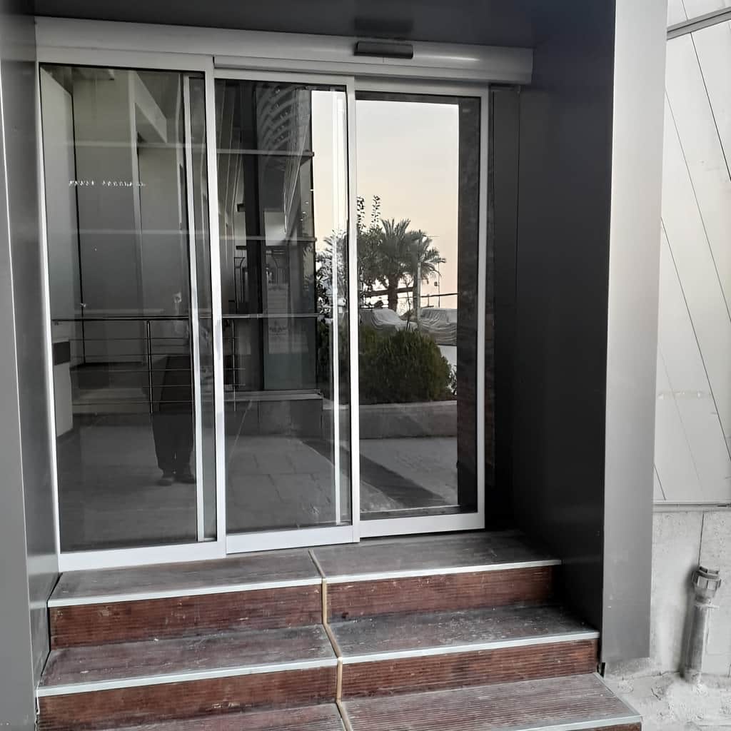 قیمت ریل درب اتوماتیک شیشه ای کشویی
