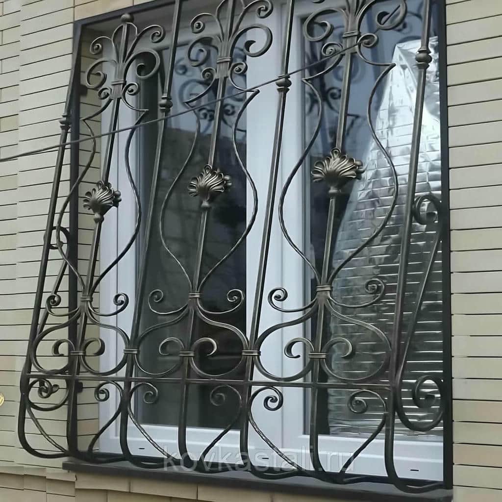 انتخاب حفاظ پنجره جای گلدان دار با سبد یکسره