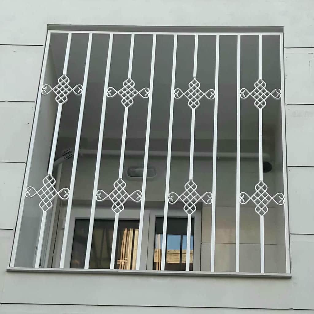 تولید حفاظ پنجره ثابت پیچ و رولپلاک هندسی