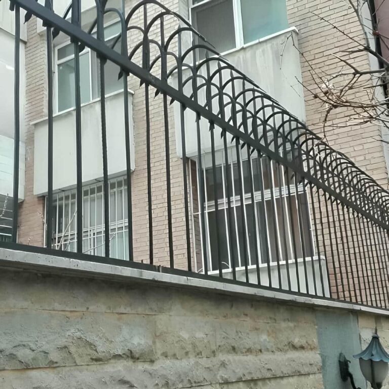 12 طرح حفاظ سرنیزه ای دیوار حیاط