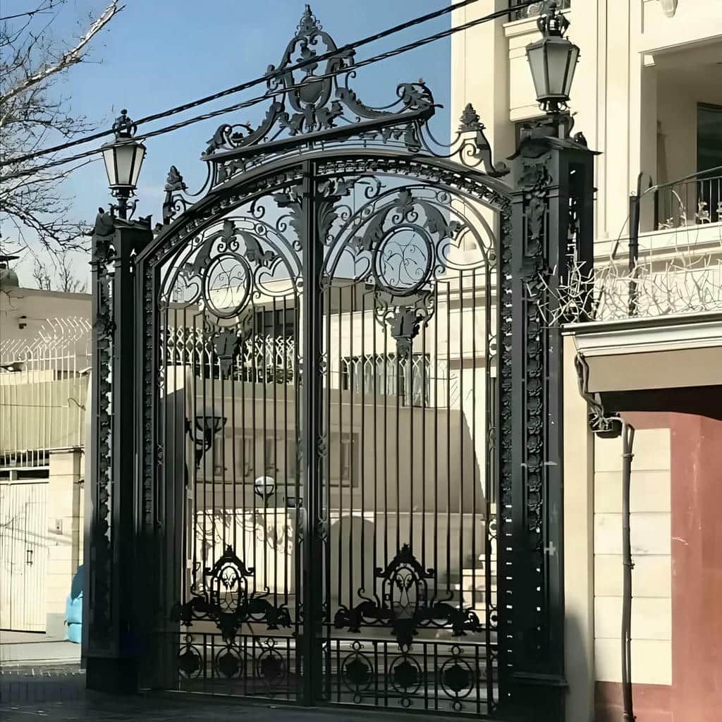 خرید درب ویلا مدرن نمای سنگی با انتخاب مرحله‌ای