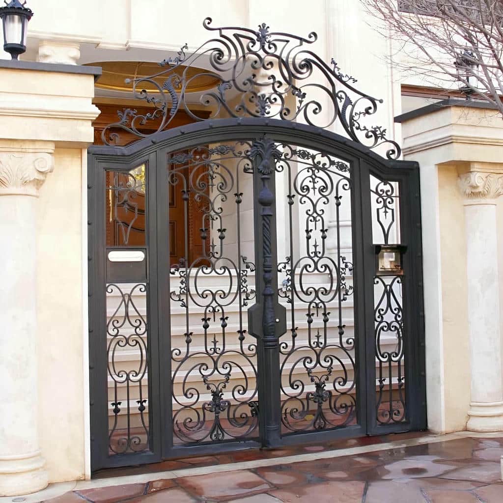 تولید درب مینیمال خطی با کلاف فولادی
