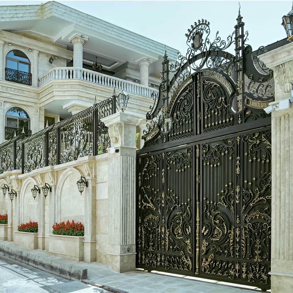 سفارش درب فلزی CNC حیاط براساس میزان حریم