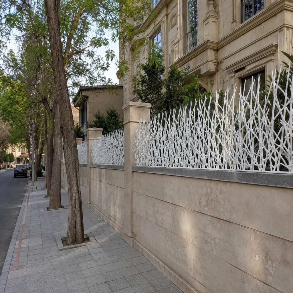 تولید حفاظ روی دیوار حیاط مسکونی مدل شاخ گوزنی