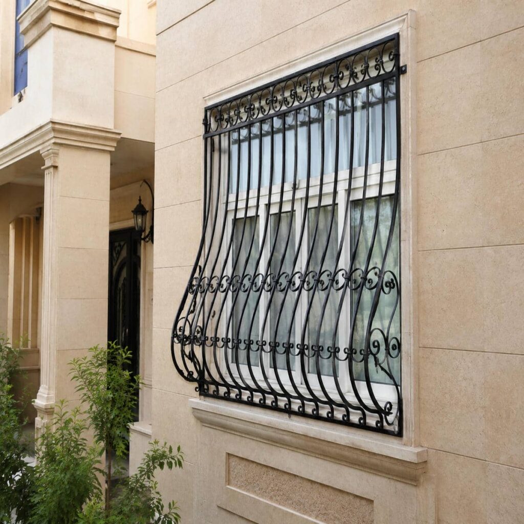 انتخاب حفاظ پنجره مشکی طلایی با طرح خطی