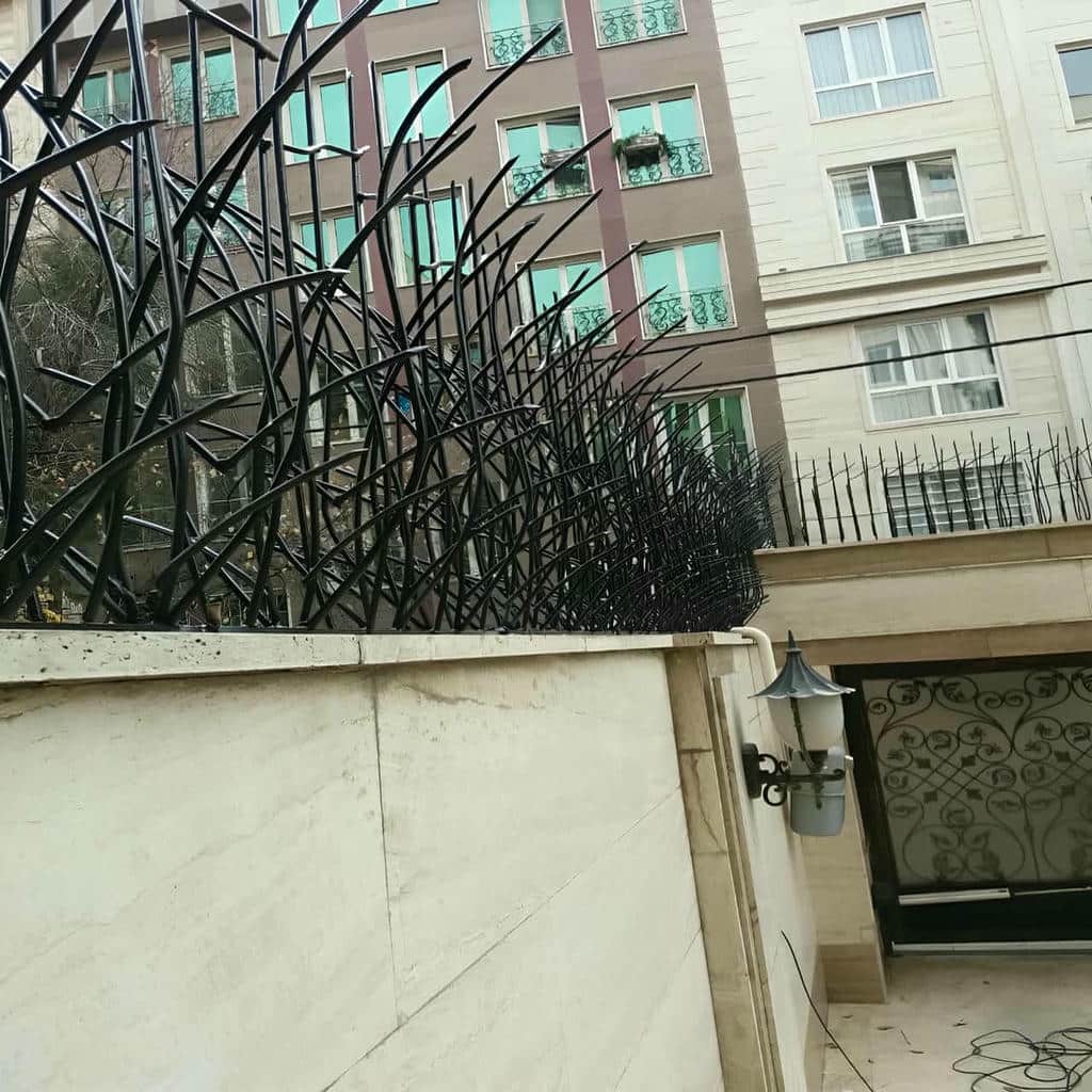 حفاظ دیوار فلزی قزوین با پوشش رنگ مشکی
