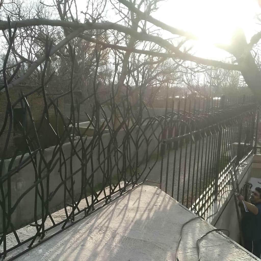 حفاظ دیوار قزوین در نمای ساختمان شهری