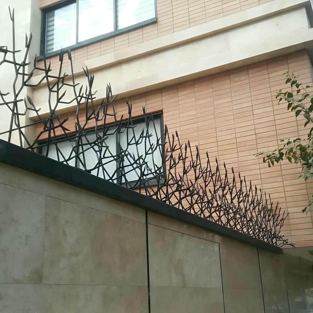 حفاظ روی دیوار مدل مدرن