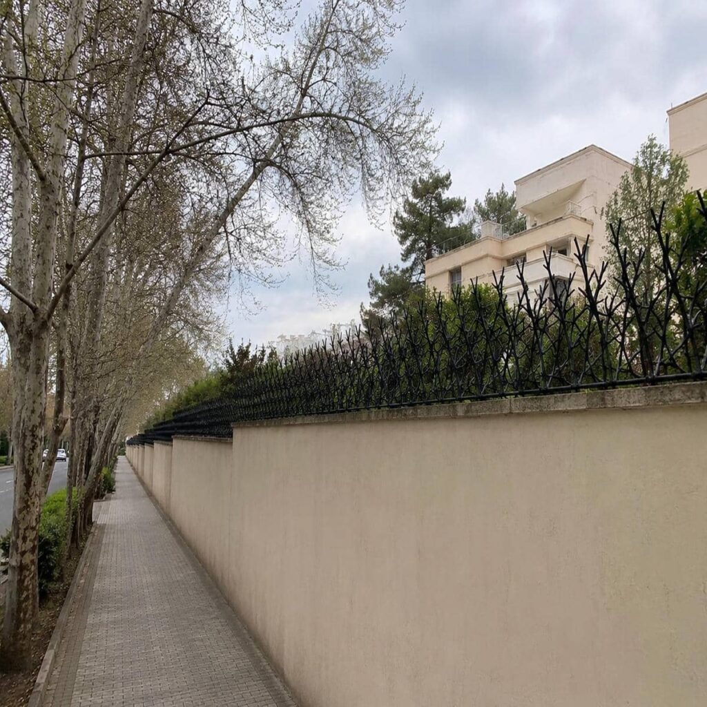 حفاظ سرنیزه ای فلزی بوشهر