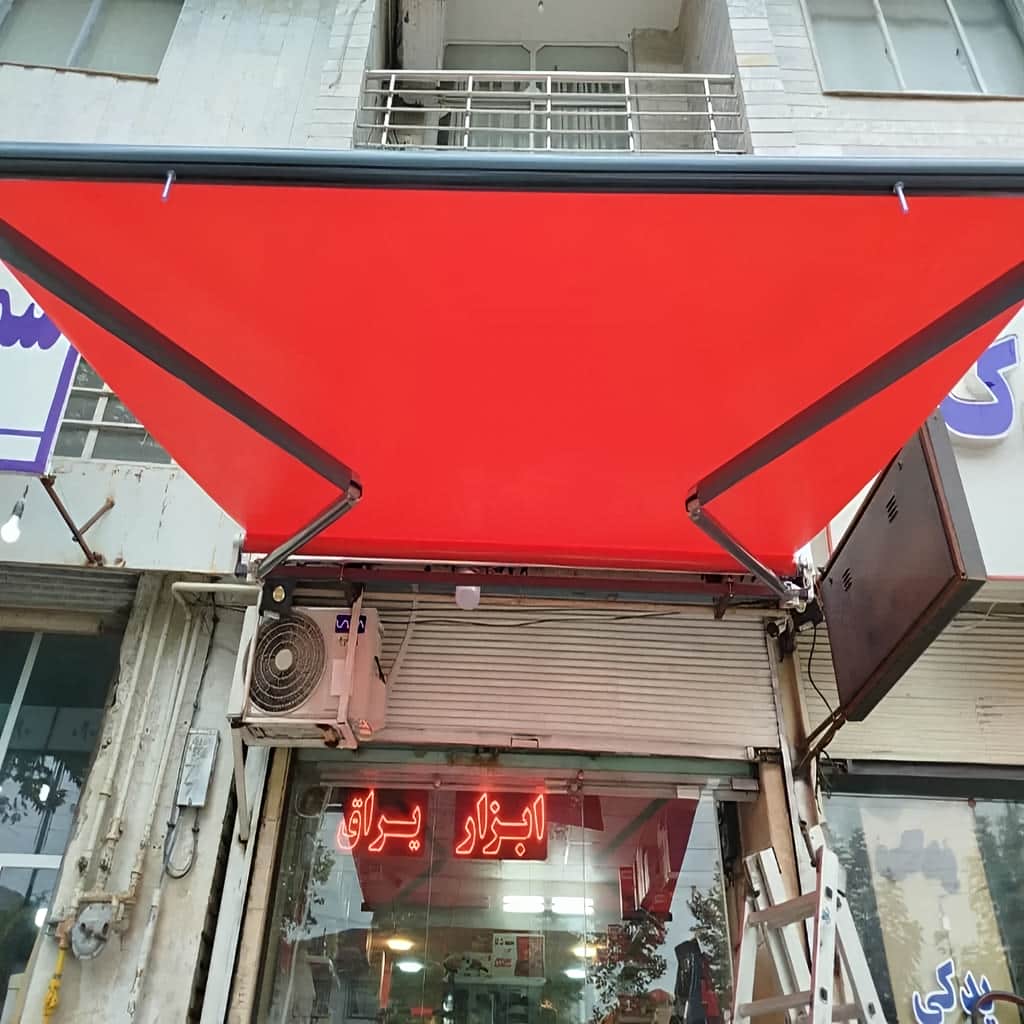 سایبان استان لرستان با سازه فلزی مدرن