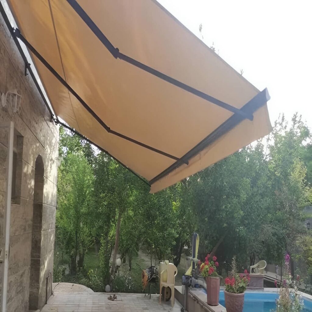 سایه بان اتوماتیک با پوشش مقاوم