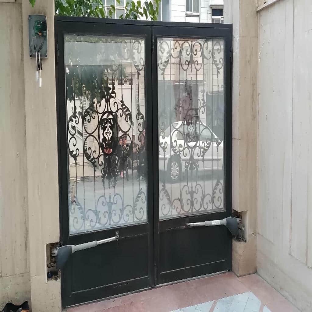 موتور درب پارکینگ پروژه ساختمانی