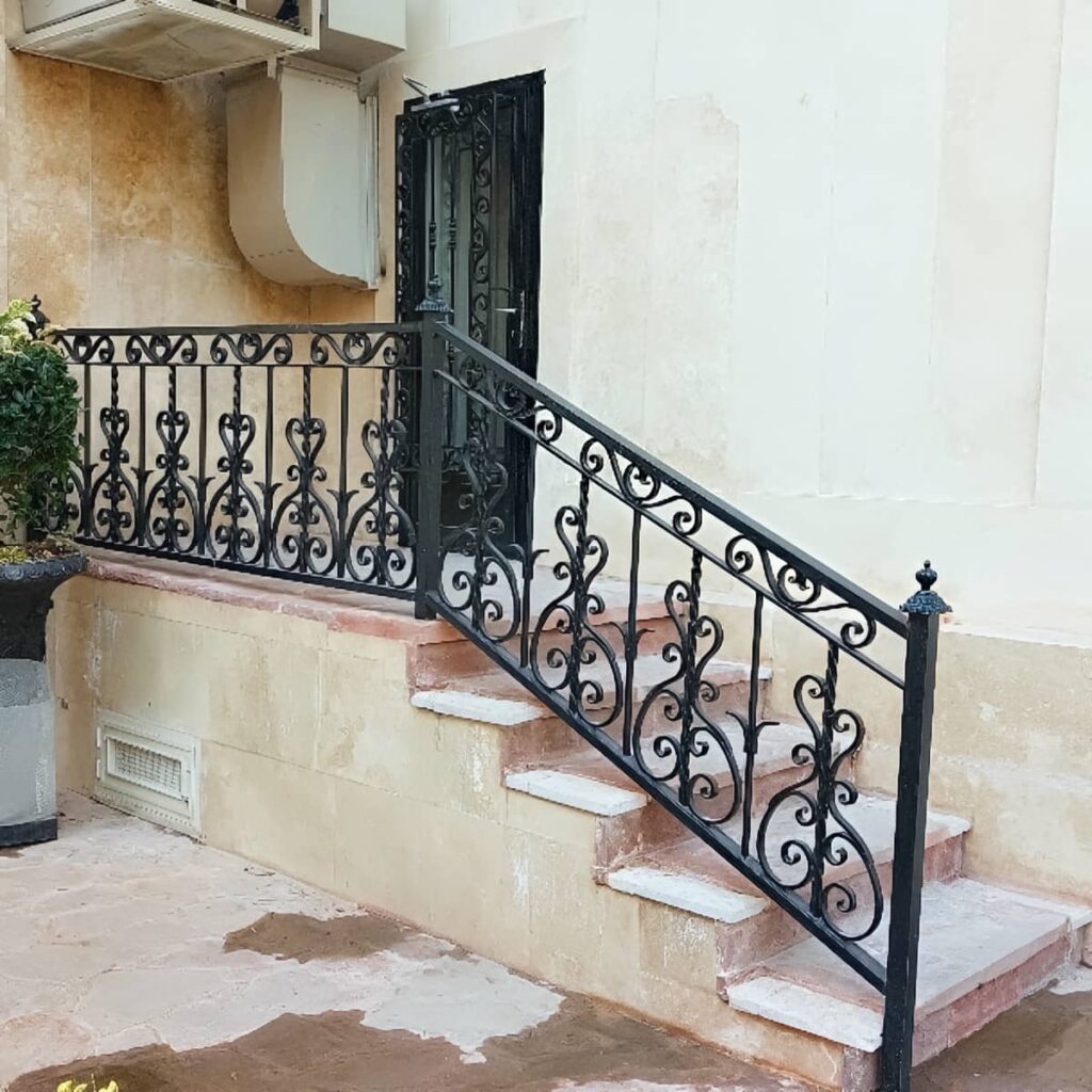 نرده راه پله استان گیلان با طراحی مدرن داخلی
