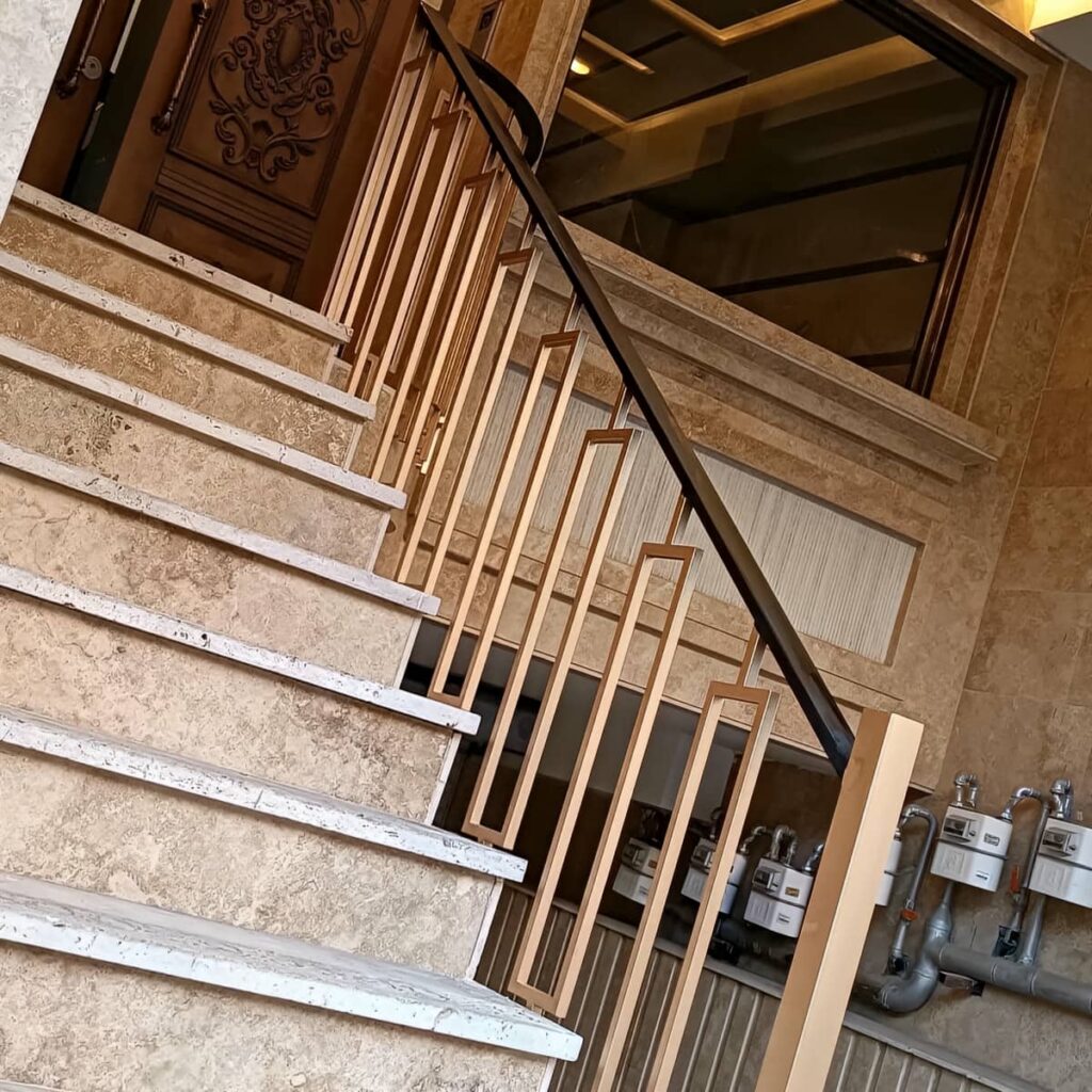 نرده فلزی ساختمان استان خوزستان با جزئیات ظریف