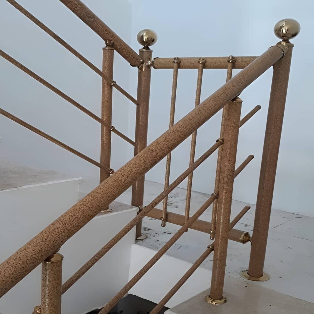 هندریل استیل دیواری در استان سیستان و بلوچستان