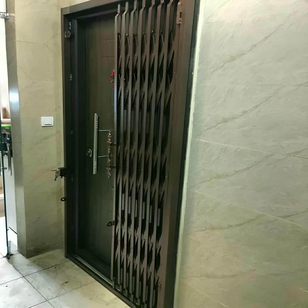 گارد آکاردئونی رنگ شده برای درب آپارتمان
