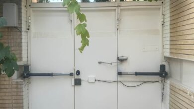 جک درب پارکینگ بازویی سفید ورودی ساختمان استان خراسان شمالی