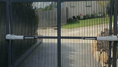 جک درب پارکینگ روی لنگه آهنی ویلای زنجان